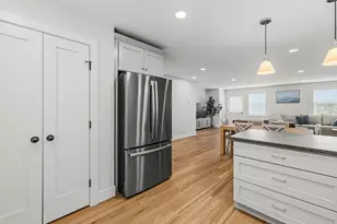 2492 S Main St, Fall River, MA 02724 - Photo 9