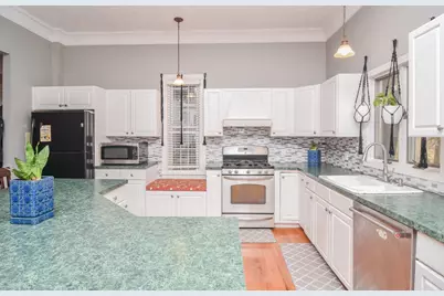 27A South Elm #2, Haverhill, MA 01835 - Photo 3