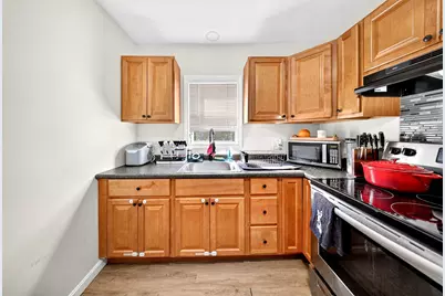 16 Murray St, Fall River, MA 02720 - Photo 13