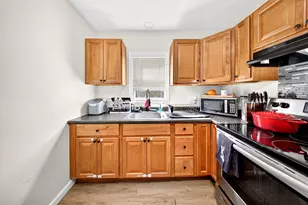 16 Murray St, Fall River, MA 02720 - Photo 13