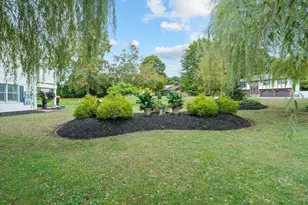 8 Oriole Dr, Agawam, MA 01030 - Photo 39