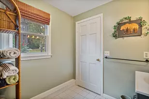 8 Oriole Dr, Agawam, MA 01030 - Photo 31