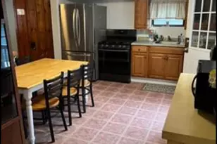 7 Dover Ave, Hampton, NH 03842 - Photo 9