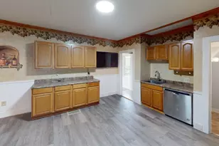 624 Westminster Hill Rd, Fitchburg, MA 01420 - Photo 7