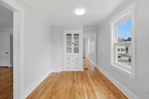 13-15 Maple St, Northbridge, MA 01588 - Photo 9