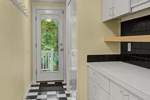 33 Gaylord St, Amherst, MA 01002 - Photo 19