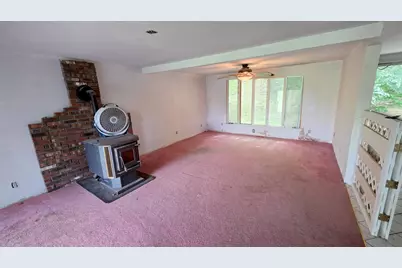 84 Stafford Holland Rd, Wales, MA 01081 - Photo 7