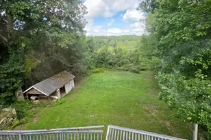 84 Stafford Holland Rd, Wales, MA 01081 - Photo 21