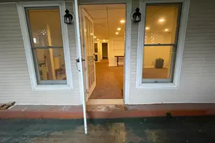 35 Williams Ave, Boston, MA 02136 - Photo 9