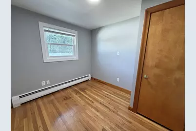 108 Brookline St, Watertown, MA 02472 - Photo 17
