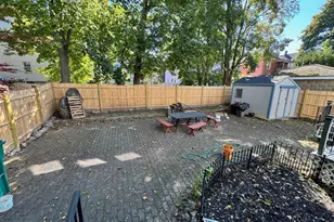 52 Quincy St, Medford, MA 02155 - Photo 17