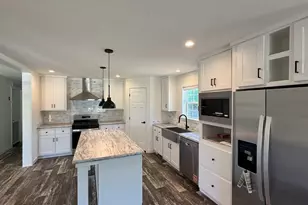 24 Pinrock Dr, Sturbridge, MA 01566 - Photo 5