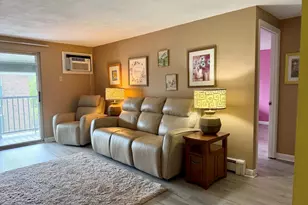 10 Woodcrest Ct, Weymouth, MA 02190 - Photo 1