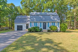 76 Woodridge Rd, Duxbury, MA 02332 - Photo 1