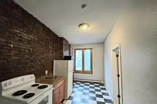 88 Broadway, Chelsea, MA 02150 - Photo 5