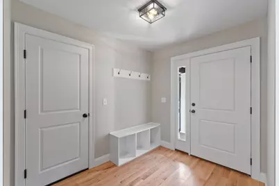 23 Prospect St #1, Fitchburg, MA 01420 - Photo 5