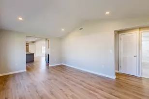 6 Emerald Pl, Raynham, MA 02767 - Photo 13