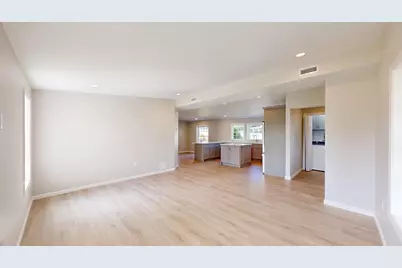 6 Emerald Pl, Raynham, MA 02767 - Photo 11