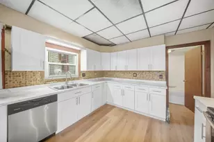 45 Townsend St, Fitchburg, MA 01420 - Photo 15