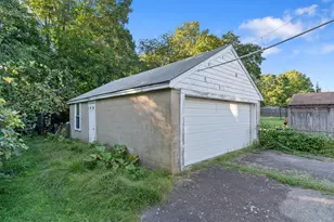 2048 Somerset Ave, Dighton, MA 02715 - Photo 5