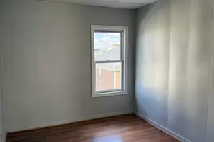 499 Lindsey St, Fall River, MA 02720 - Photo 5