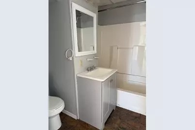 499 Lindsey St #3E, Fall River, MA 02720 - Photo 7