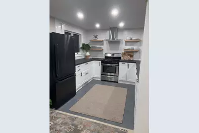 33 Pleasant, Dennis, MA 02670 - Photo 1