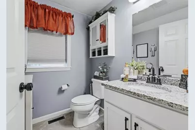 982 Dighton Woods Cir, Dighton, MA 02715 - Photo 13