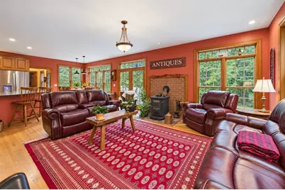 144 East St, Uxbridge, MA 01569 - Photo 9