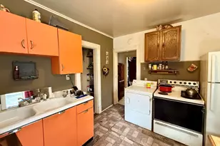 4 Kerr Ave, Adams, MA 01220 - Photo 9