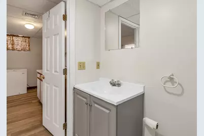 7 Royal Dr, Methuen, MA 01844 - Photo 31