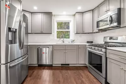 7 Royal Dr, Methuen, MA 01844 - Photo 9