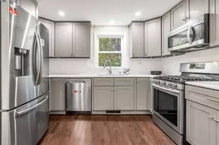 7 Royal Dr, Methuen, MA 01844 - Photo 9