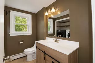 33 Summer St, Tyngsborough, MA 01879 - Photo 11