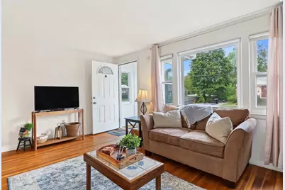 18 Zenas, Holbrook, MA 02343 - Photo 5