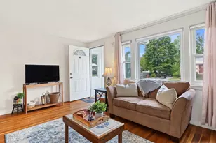 18 Zenas, Holbrook, MA 02343 - Photo 5