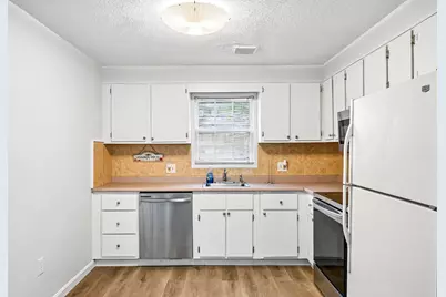 77 Ford St #A, Methuen, MA 01844 - Photo 3