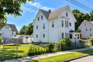 79 Oak St, Springfield, MA 01151 - Photo 3