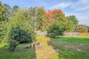 33 Pleasant St, Deerfield, MA 01373 - Photo 33