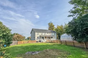 33 Pleasant St, Deerfield, MA 01373 - Photo 37
