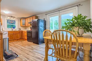 33 Pleasant St, Deerfield, MA 01373 - Photo 7