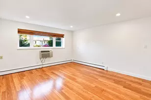41 Warren St, Waltham, MA 02453 - Photo 7