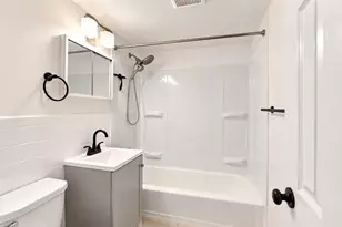 41 Warren St, Waltham, MA 02453 - Photo 11
