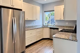 123 Elm St, Amesbury, MA 01913 - Photo 7