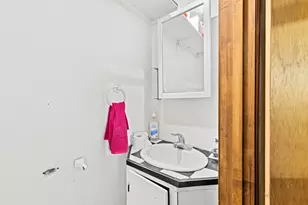 72 Precinct St, Lakeville, MA 02347 - Photo 7