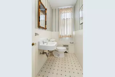 4-6 Common Street, Stoneham, MA 02180 - Photo 7