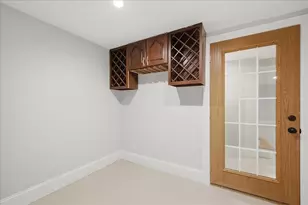 68 Fairview Ave, Pembroke, MA 02359 - Photo 31