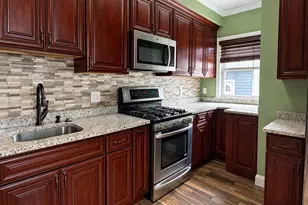 996 Walnut St, Fall River, MA 02720 - Photo 7
