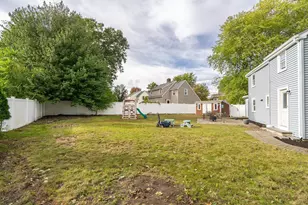 248 Warren, Waltham, MA 02453 - Photo 39
