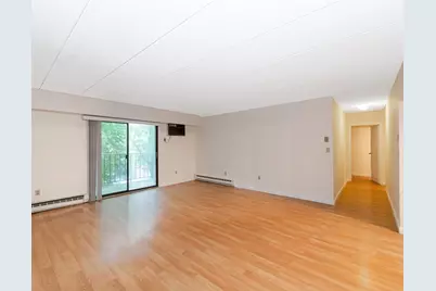 135 Pleasant St #307, Brookline, MA 02446 - Photo 5